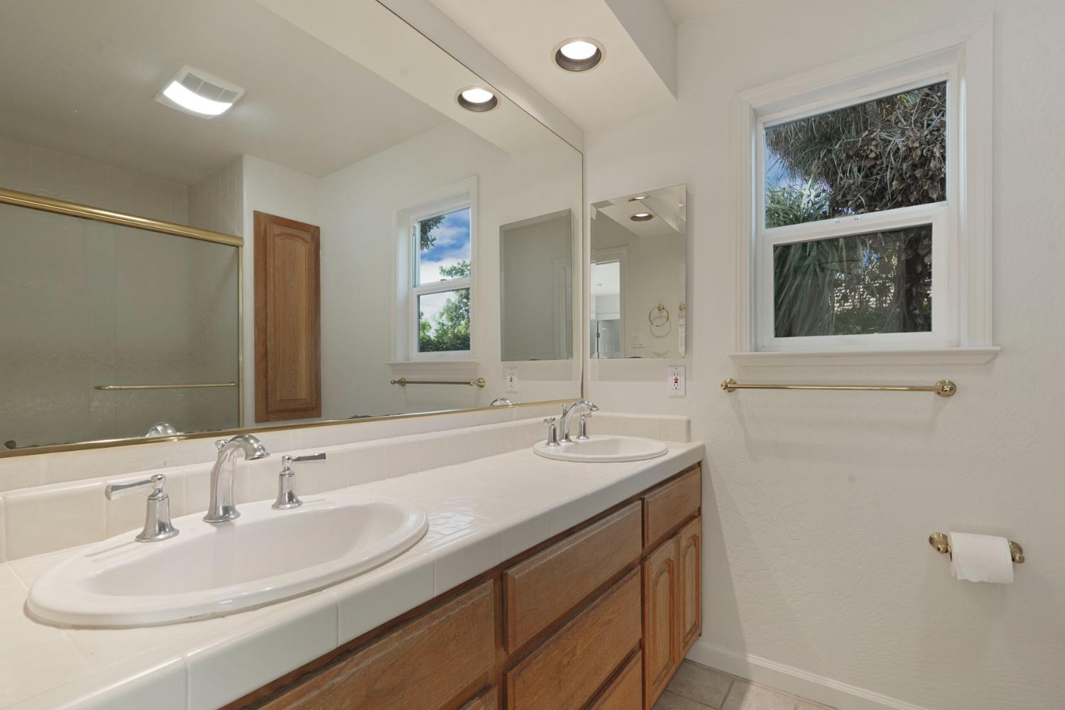 Detail Gallery Image 38 of 47 For 1308 Rivara Rd, Stockton,  CA 95207 - 4 Beds | 2 Baths