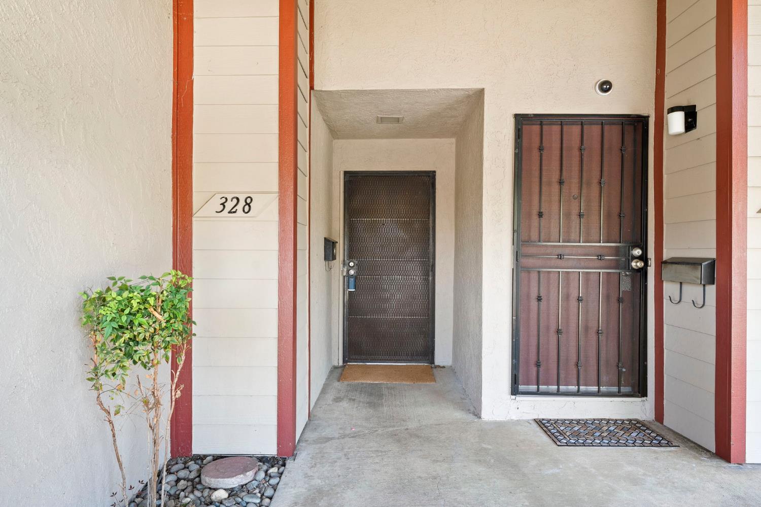 Photo #2: 225060723 Listing 