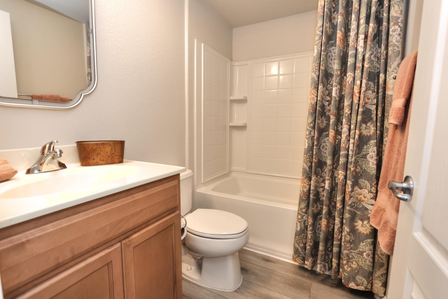 Photo #25: 225039412 Listing: Photo #25