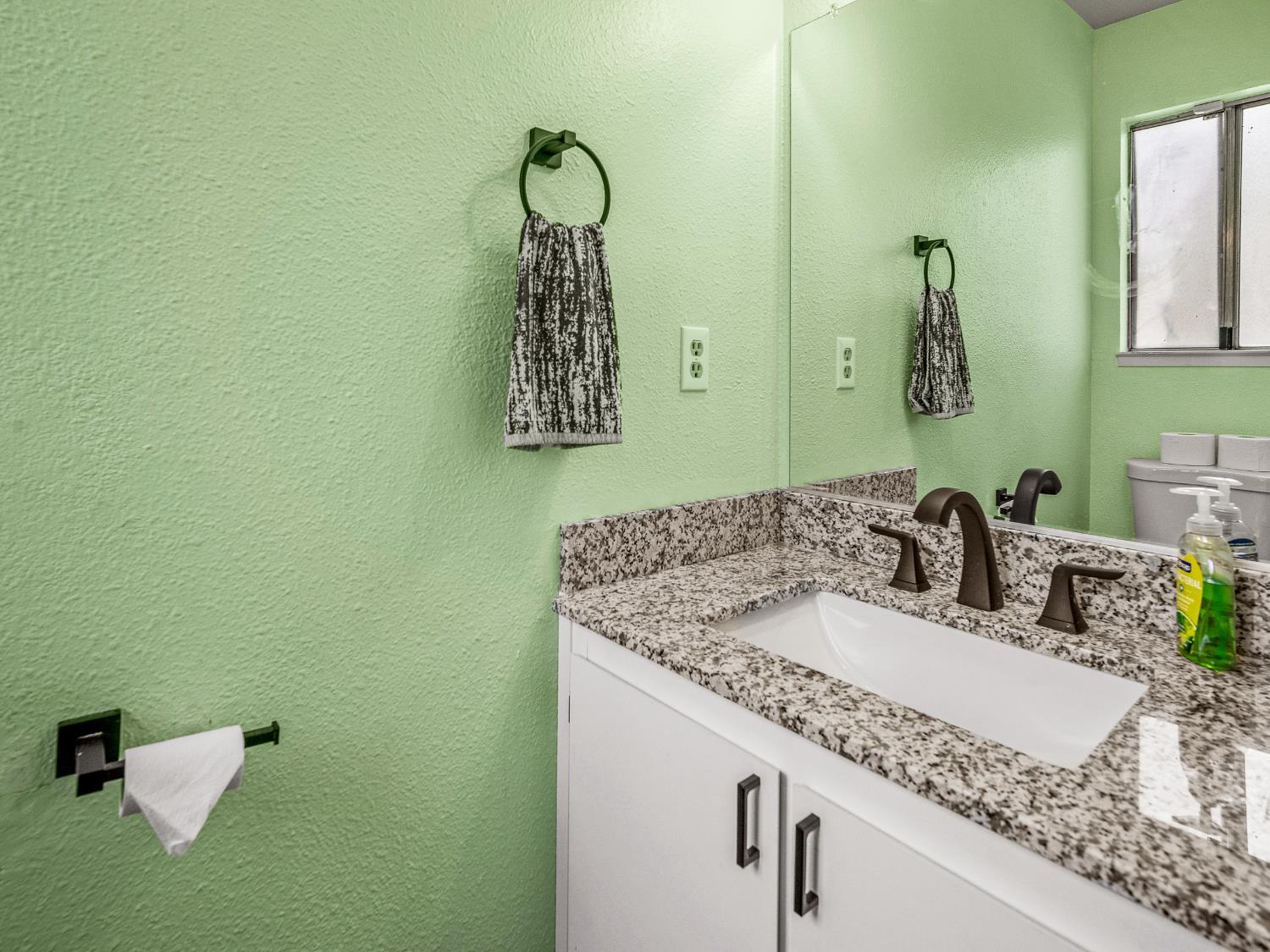 Detail Gallery Image 8 of 18 For 5785 Haskell Ave, Carmichael,  CA 95608 - – Beds | – Baths