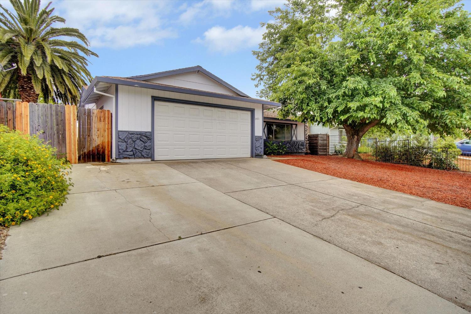 Detail Gallery Image 3 of 31 For 3401 Nut Plains Dr, Sacramento,  CA 95827 - 4 Beds | 2 Baths