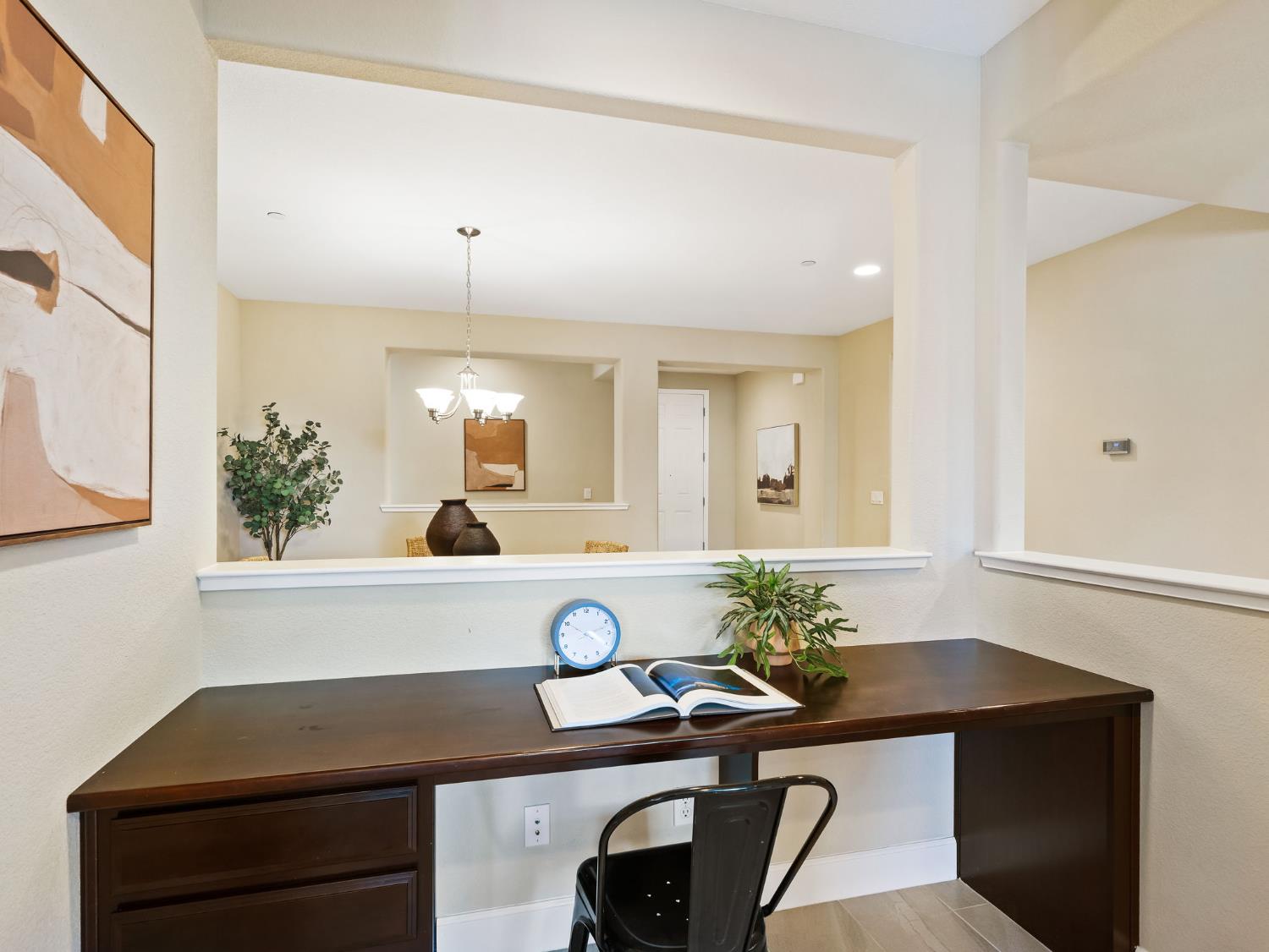 Detail Gallery Image 17 of 41 For 2723 Sweeney Dr, Woodland,  CA 95776 - 4 Beds | 2/1 Baths