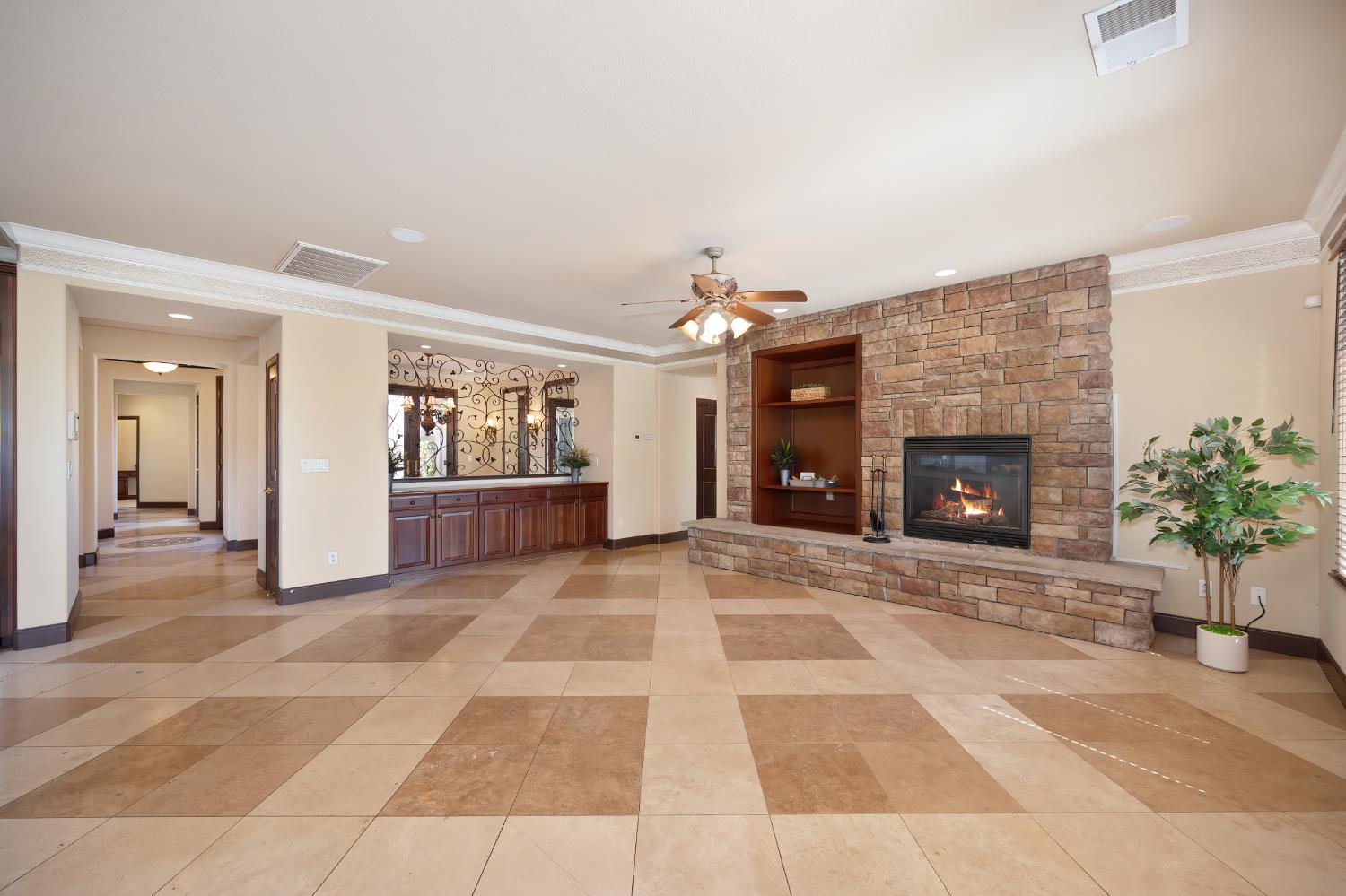 Detail Gallery Image 35 of 88 For 620 Castle Oaks Dr, Ione,  CA 95640 - 4 Beds | 2/1 Baths
