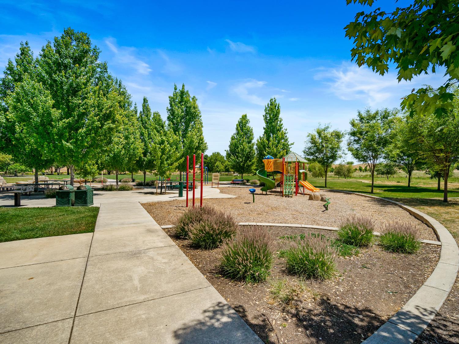 Detail Gallery Image 55 of 61 For 15325 Murieta South Pkwy, Rancho Murieta,  CA 95683 - 3 Beds | 2 Baths