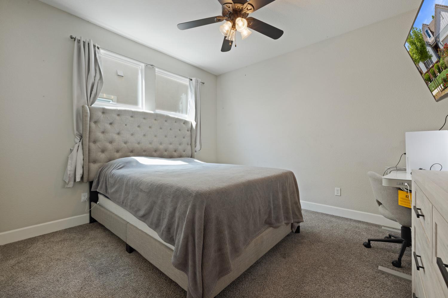 Detail Gallery Image 9 of 35 For 213 Isabella Dr, Lodi,  CA 95240 - 3 Beds | 2 Baths