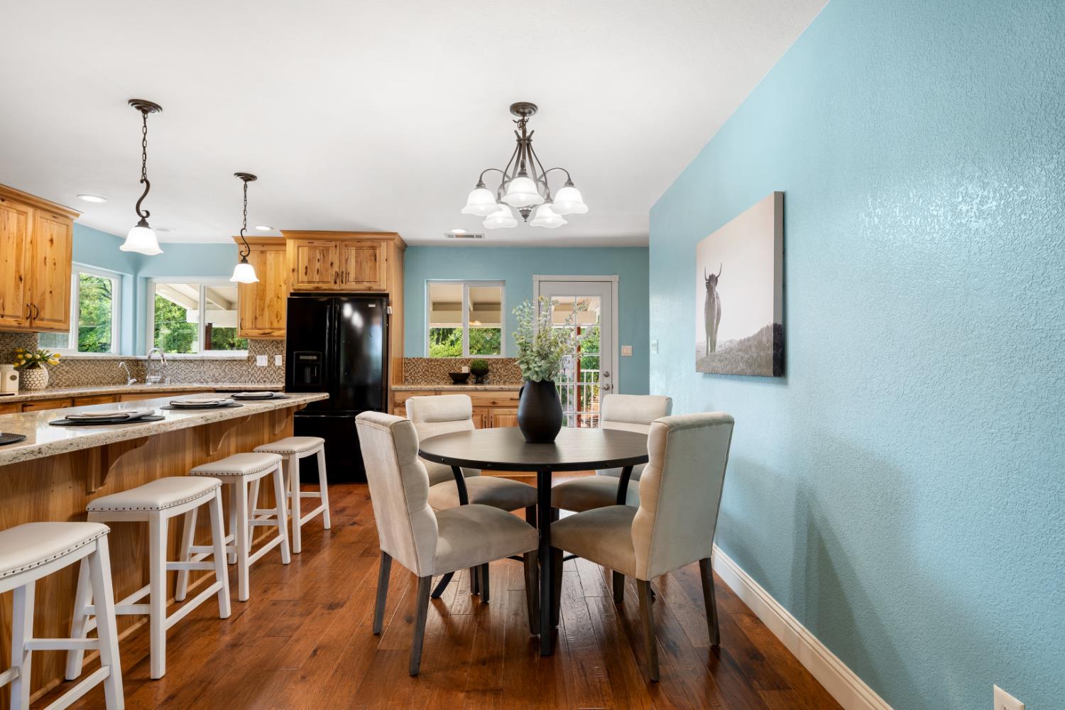 Detail Gallery Image 12 of 80 For 4940 China Hill Rd, El Dorado,  CA 95623 - 8 Beds | 2 Baths