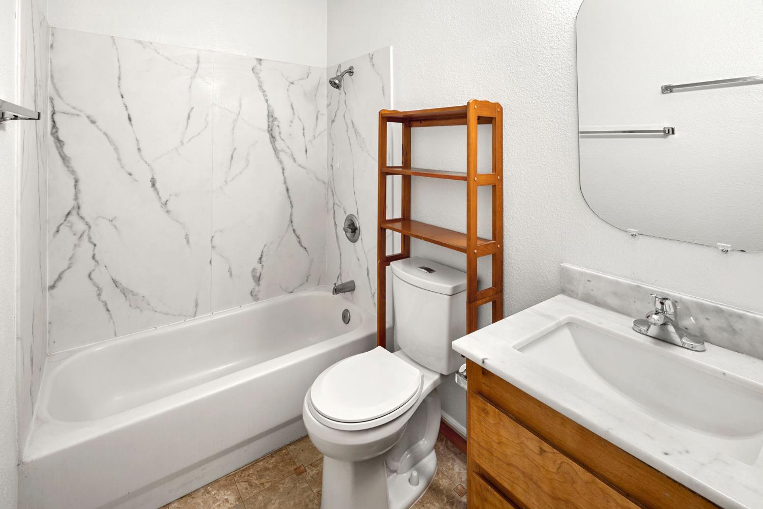 Detail Gallery Image 22 of 34 For 3170 Callecita St, Sacramento,  CA 95815 - 3 Beds | 2 Baths