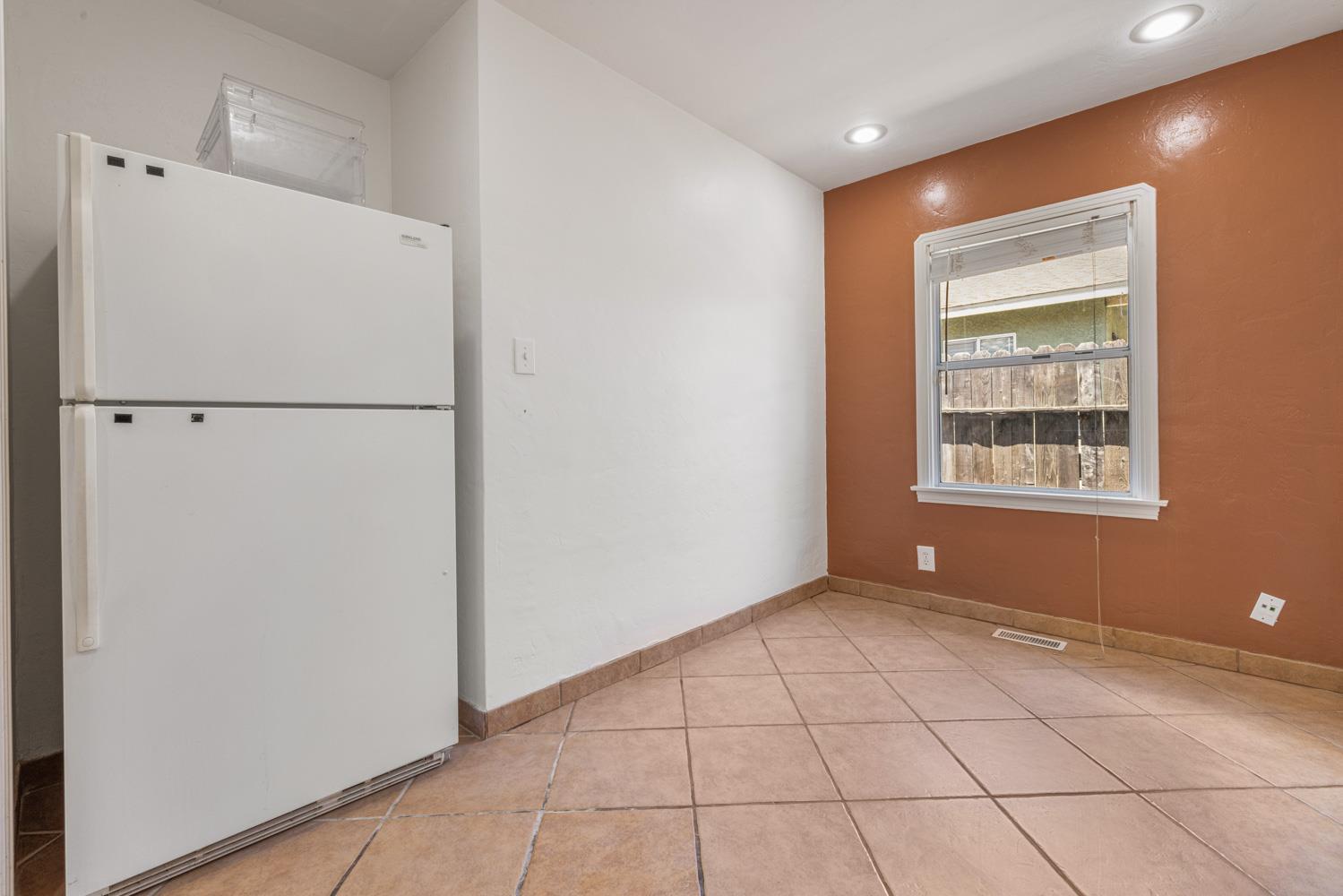 Detail Gallery Image 24 of 42 For 501 N Thor St, Turlock,  CA 95380 - 5 Beds | 2 Baths