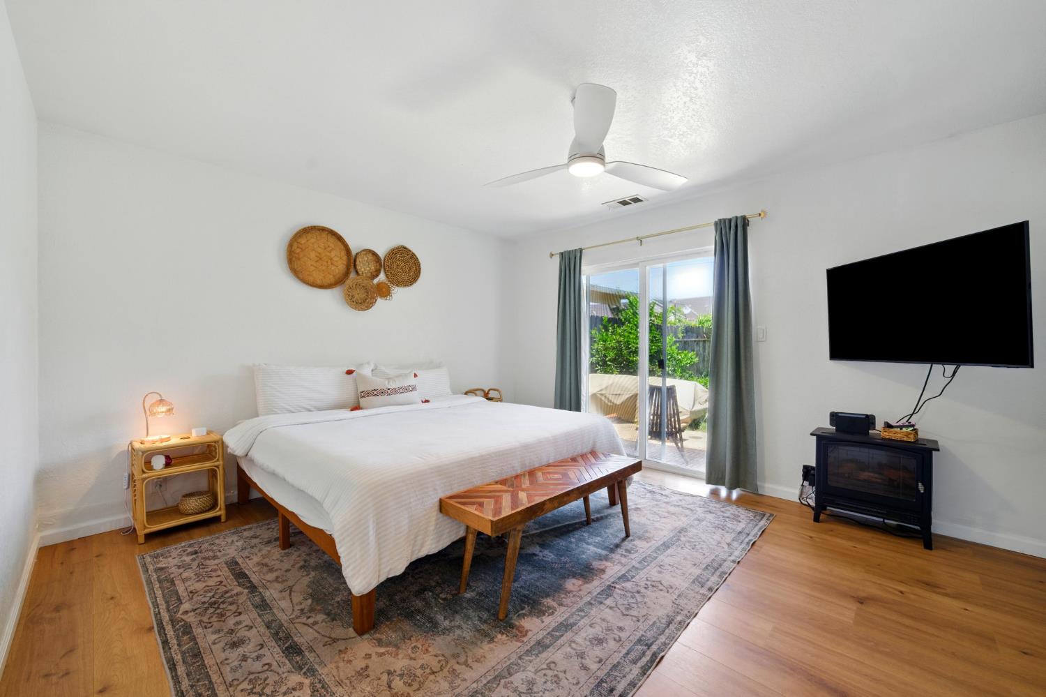 Detail Gallery Image 16 of 26 For 2357 E Euclid Ave, Stockton,  CA 95205 - 2 Beds | 2 Baths