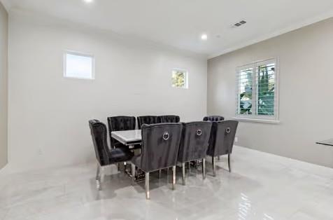 Detail Gallery Image 11 of 45 For 7160 W Dovewood Ln, Fresno,  CA 93723 - 7 Beds | 5/1 Baths