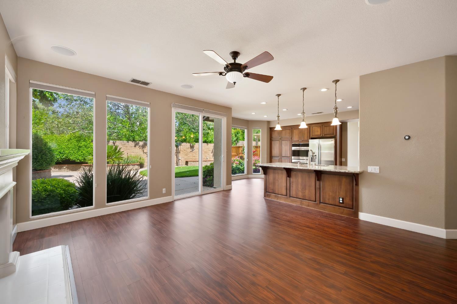Detail Gallery Image 23 of 52 For 4001 Ironwood Dr, El Dorado Hills,  CA 95762 - 5 Beds | 3 Baths