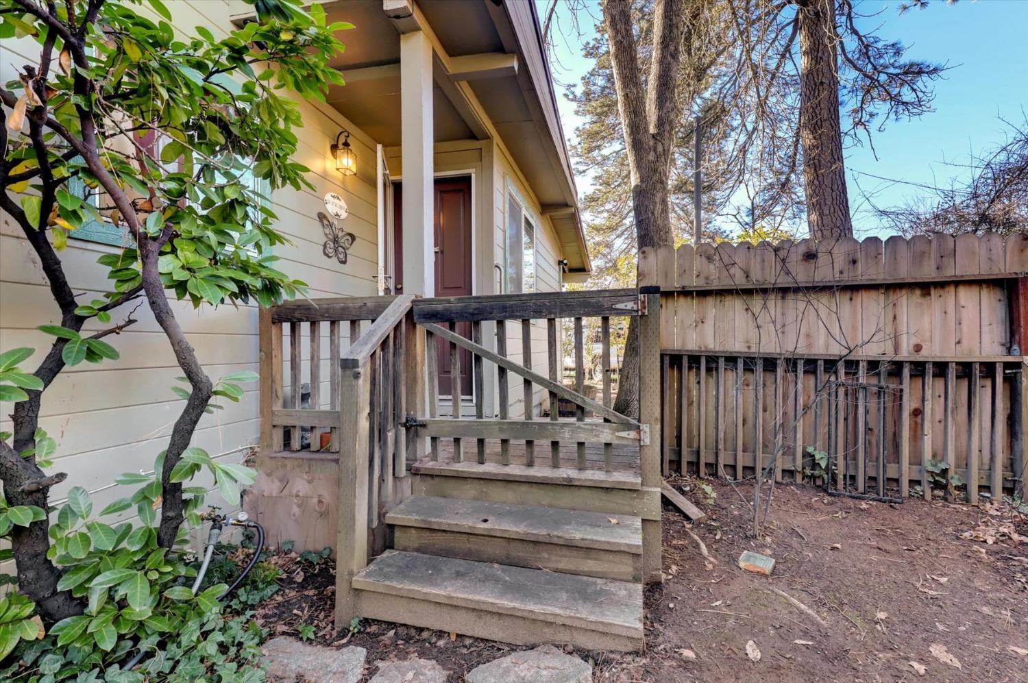 Detail Gallery Image 44 of 61 For 230 June Dr, Grass Valley,  CA 95945 - 2 Beds | 2 Baths