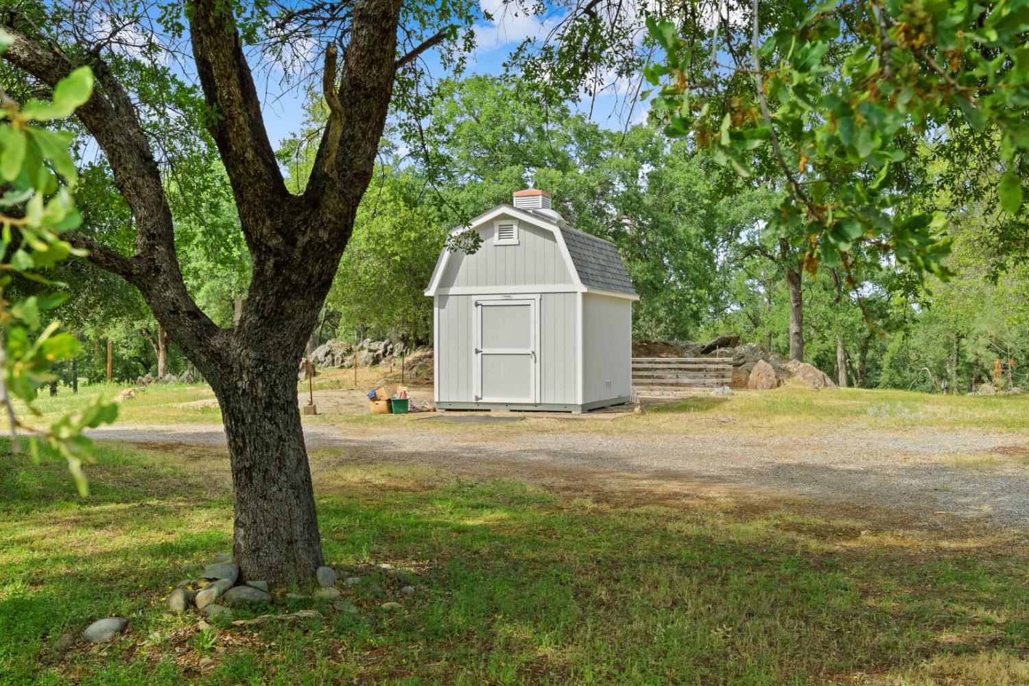 Detail Gallery Image 60 of 80 For 4940 China Hill Rd, El Dorado,  CA 95623 - 8 Beds | 2 Baths