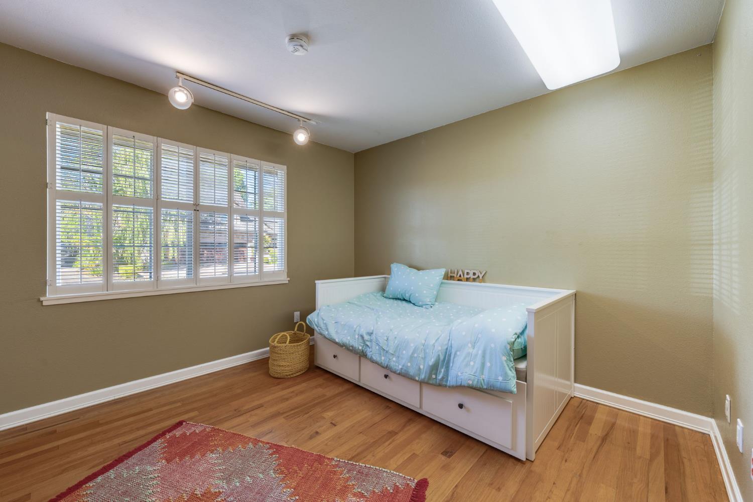 Detail Gallery Image 17 of 43 For 4138 Yacht Harbor Dr, Stockton,  CA 95204 - 3 Beds | 2 Baths