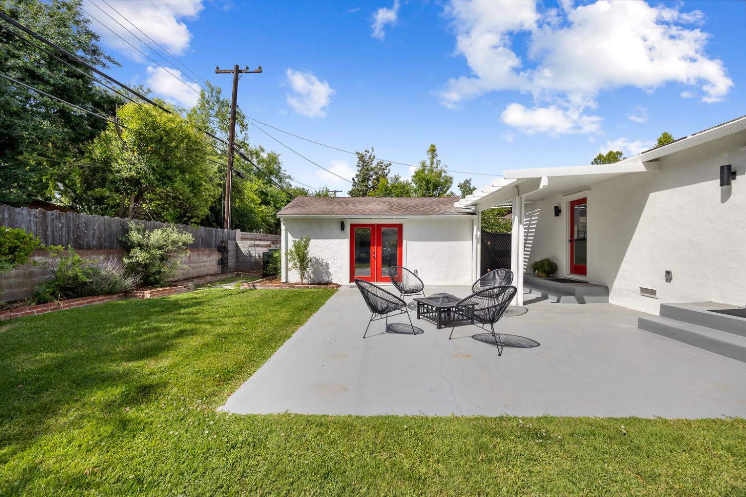 Detail Gallery Image 30 of 49 For 2750 San Luis Ct, Sacramento,  CA 95818 - 3 Beds | 2 Baths
