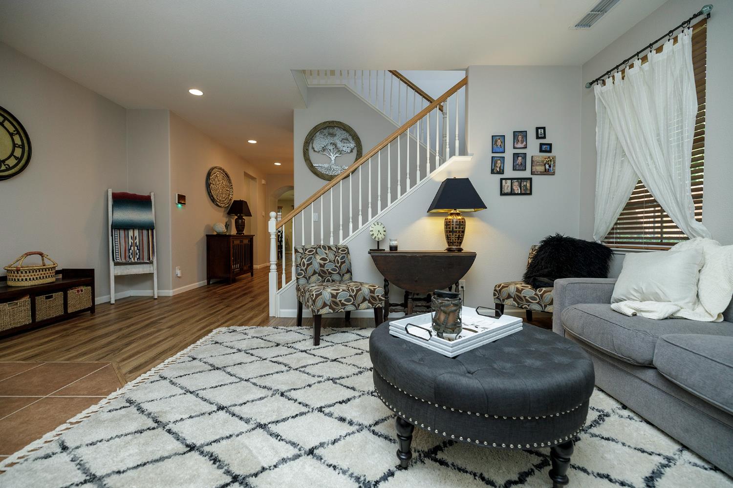 Detail Gallery Image 12 of 67 For 4157 Enclave Dr, Turlock,  CA 95382 - 4 Beds | 3 Baths