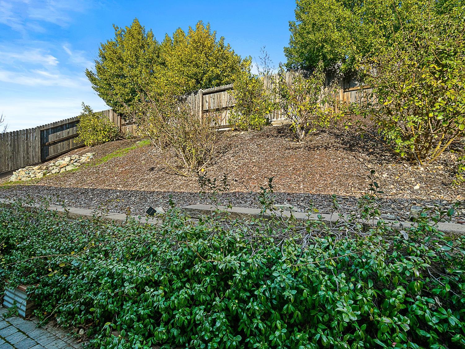 Detail Gallery Image 18 of 63 For 3223 Haskell Way, El Dorado Hills,  CA 95762 - 4 Beds | 2/1 Baths