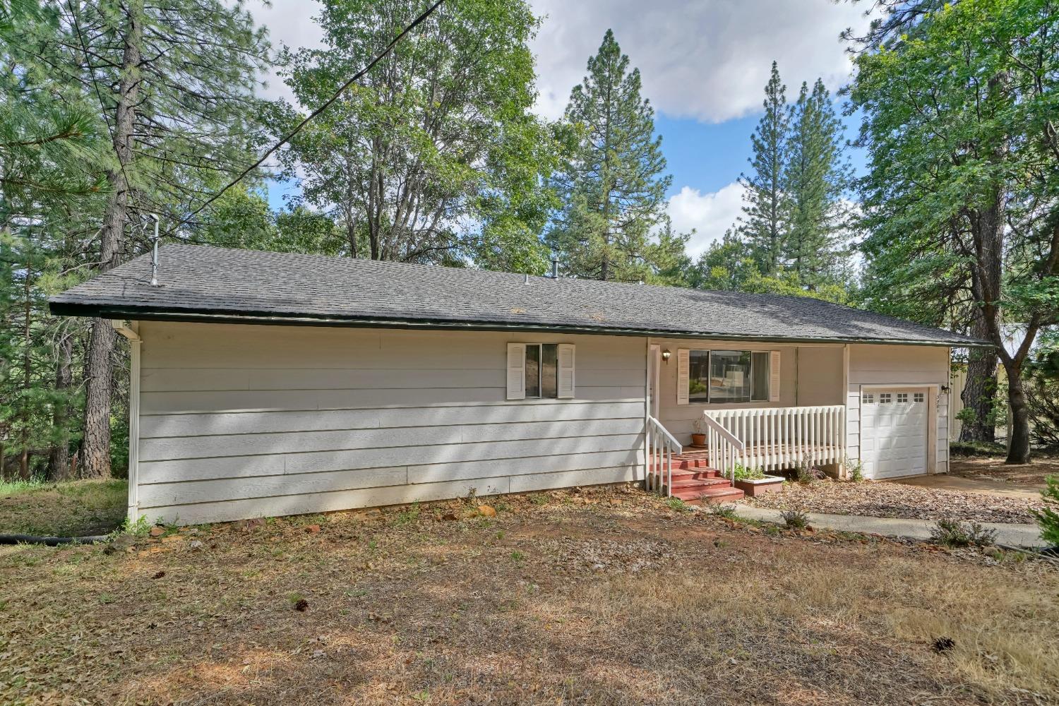 Detail Gallery Image 9 of 34 For 5781 Sly Park Rd, Pollock Pines,  CA 95726 - 2 Beds | 2 Baths