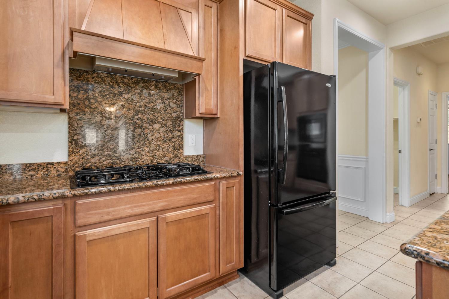 Detail Gallery Image 10 of 59 For 1587 Maple Valley St, Manteca,  CA 95336 - 2 Beds | 2 Baths