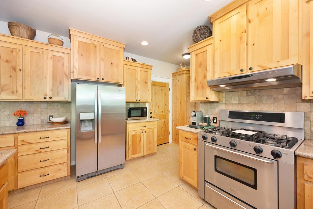 Detail Gallery Image 31 of 92 For 5321 Slalom Ln, Pollock Pines,  CA 95726 - 3 Beds | 2/1 Baths