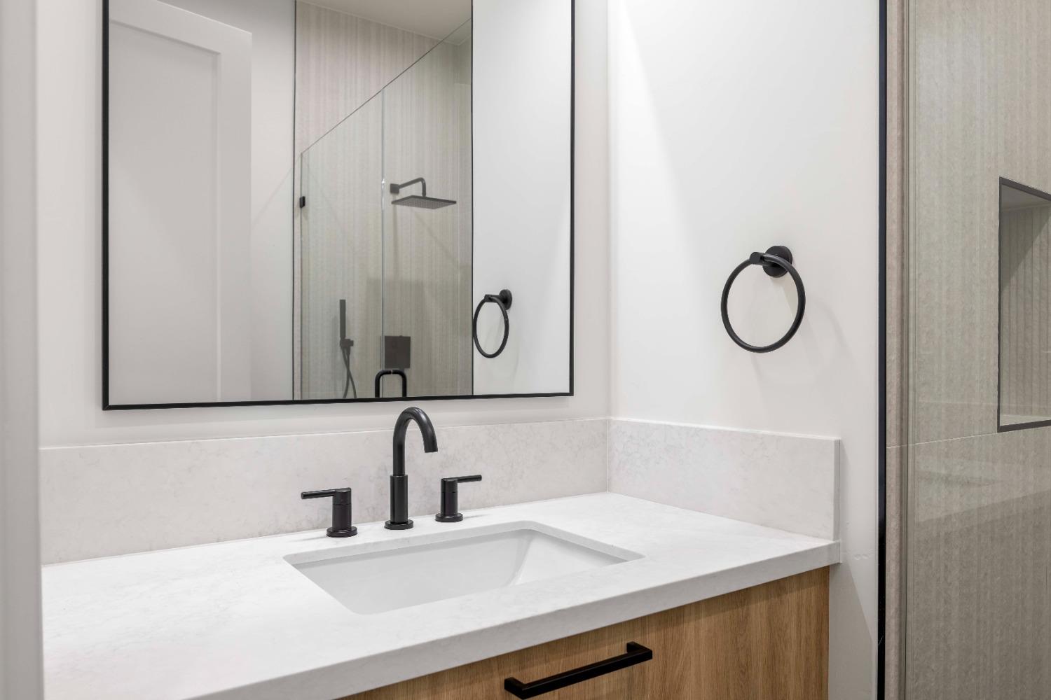 Detail Gallery Image 38 of 47 For 714 Sundahl Dr, Folsom,  CA 95630 - 5 Beds | 3/1 Baths
