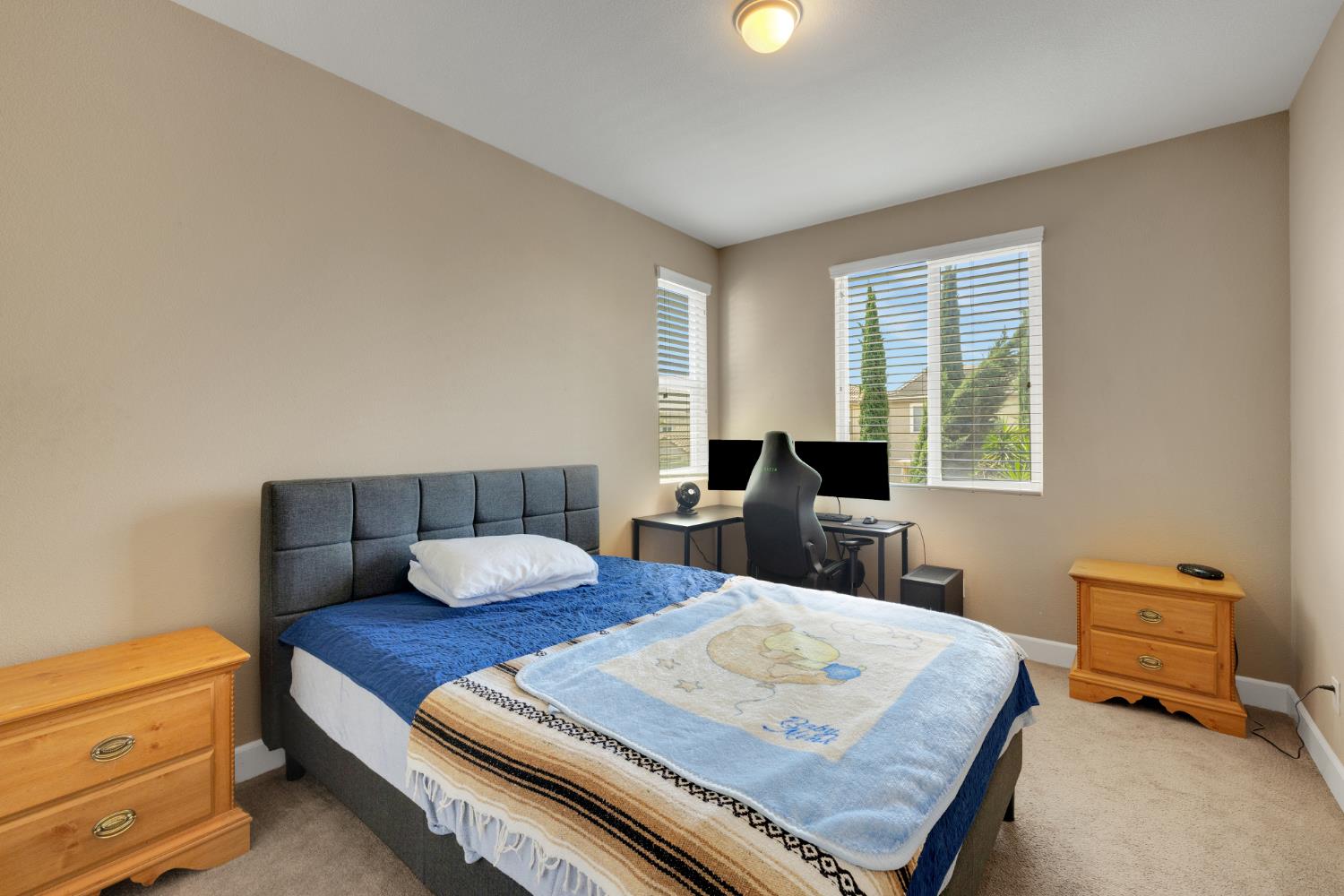 Detail Gallery Image 38 of 43 For 10424 Fossil Way, Elk Grove,  CA 95757 - 4 Beds | 3/1 Baths