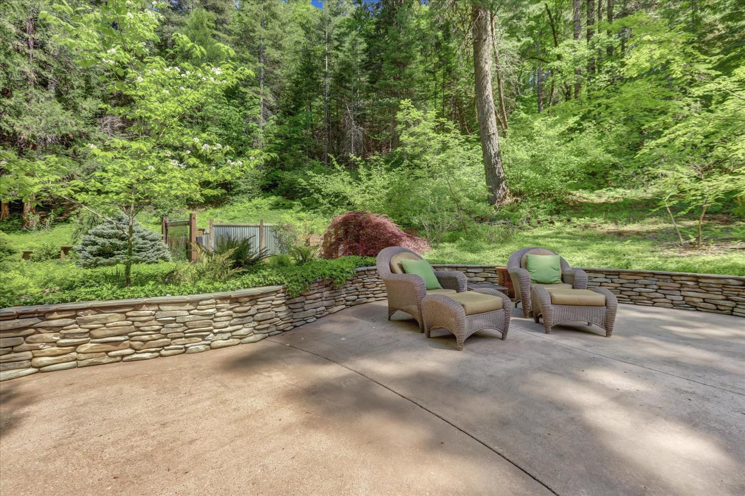 Detail Gallery Image 5 of 88 For 12756 Lonesome Dove Trl, Nevada City,  CA 95959 - 3 Beds | 2 Baths