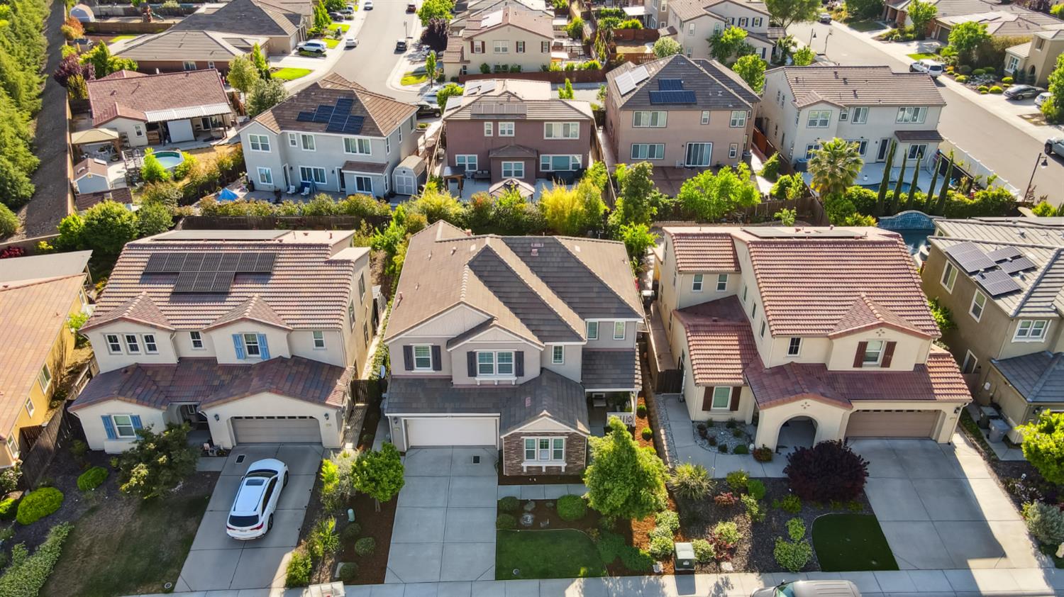 Detail Gallery Image 63 of 69 For 5604 Saratoga Cir, Rocklin,  CA 95765 - 4 Beds | 3/1 Baths