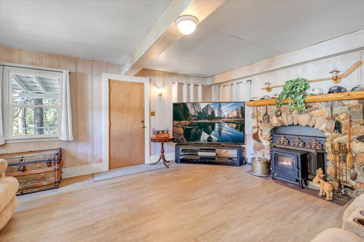 Detail Gallery Image 5 of 39 For 25885 Mono Dr, Long Barn,  CA 95335 - 2 Beds | 1/1 Baths