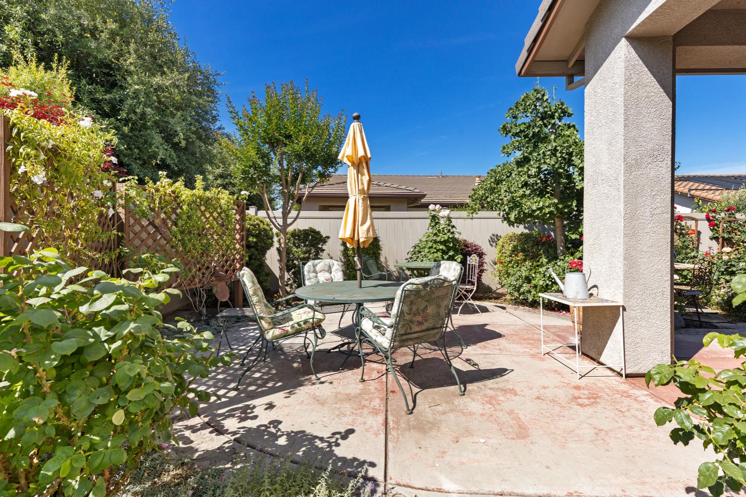Detail Gallery Image 40 of 48 For 2351 River Berry Dr, Manteca,  CA 95336 - 2 Beds | 2 Baths