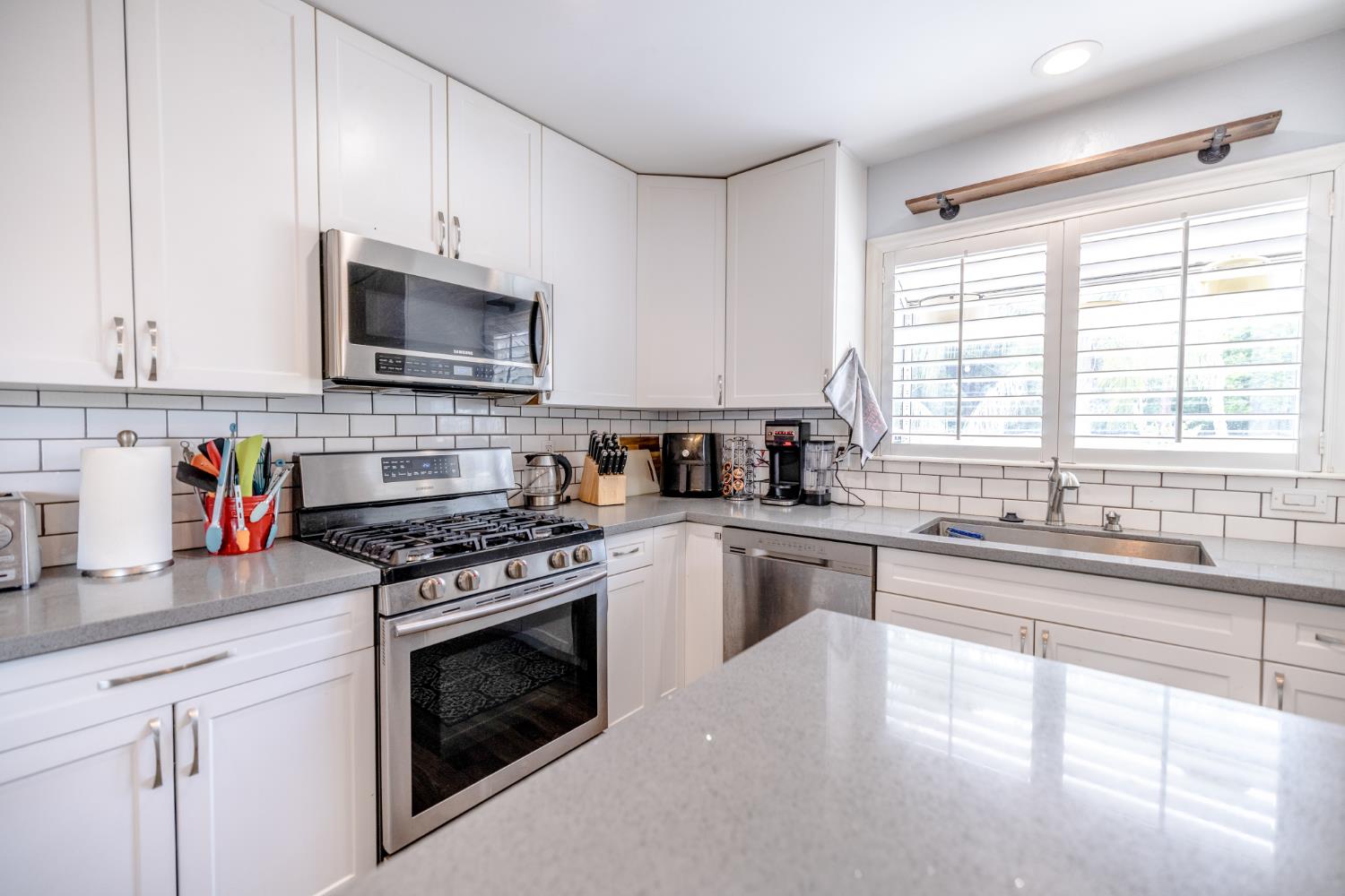 Detail Gallery Image 18 of 64 For 10468 Neiretto Ct, Rancho Cordova,  CA 95670 - 3 Beds | 2 Baths