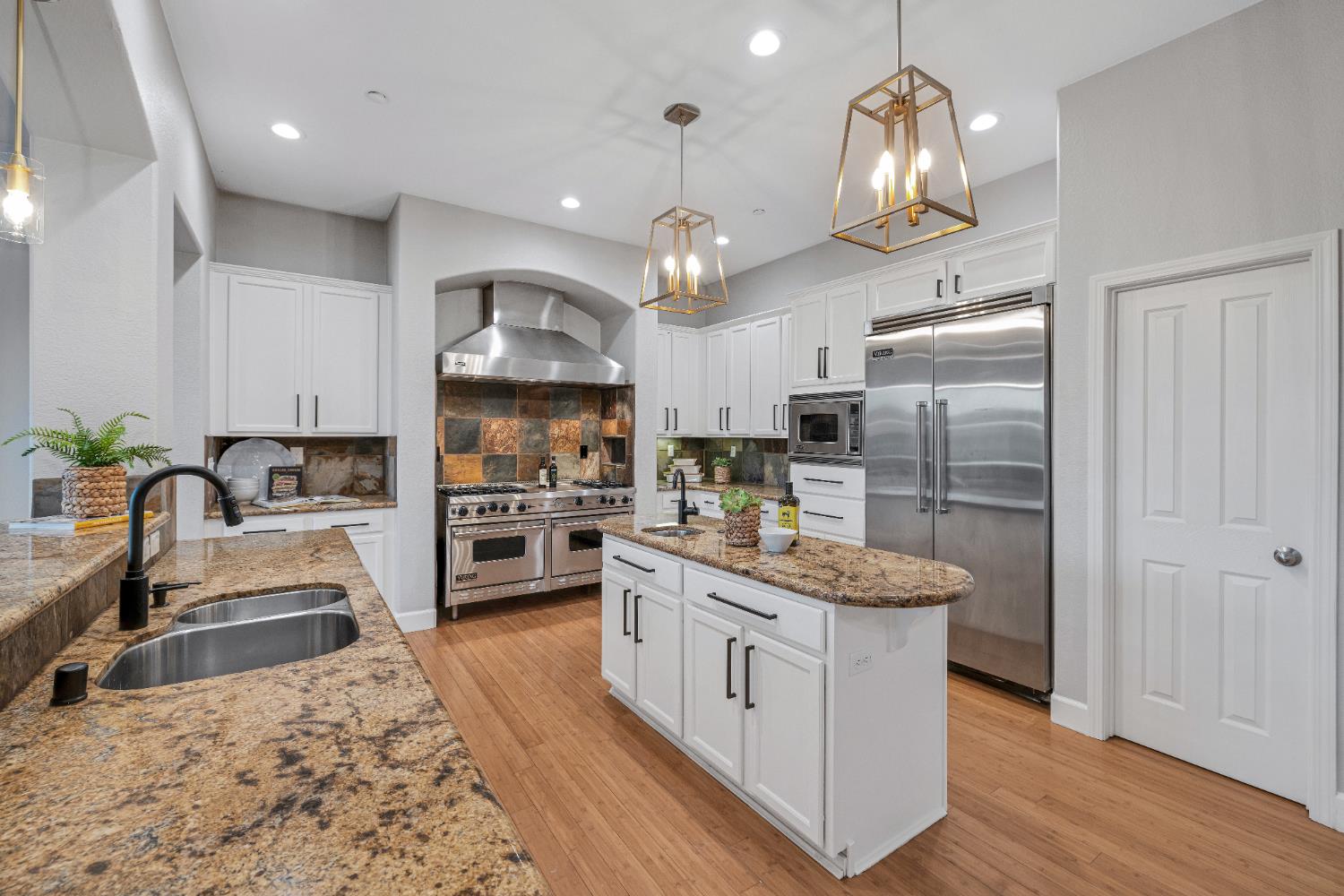 Detail Gallery Image 20 of 62 For 3981 Monteverde Dr, Lincoln,  CA 95648 - 4 Beds | 2/2 Baths
