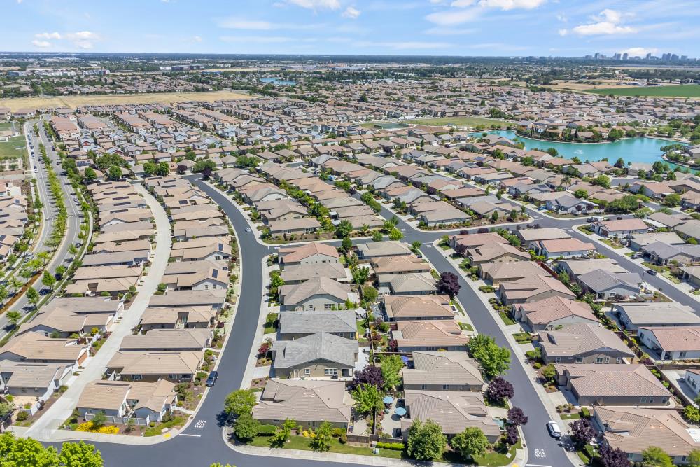 Detail Gallery Image 35 of 37 For 4380 Hovnanian Dr, Sacramento,  CA 95834 - 2 Beds | 2 Baths