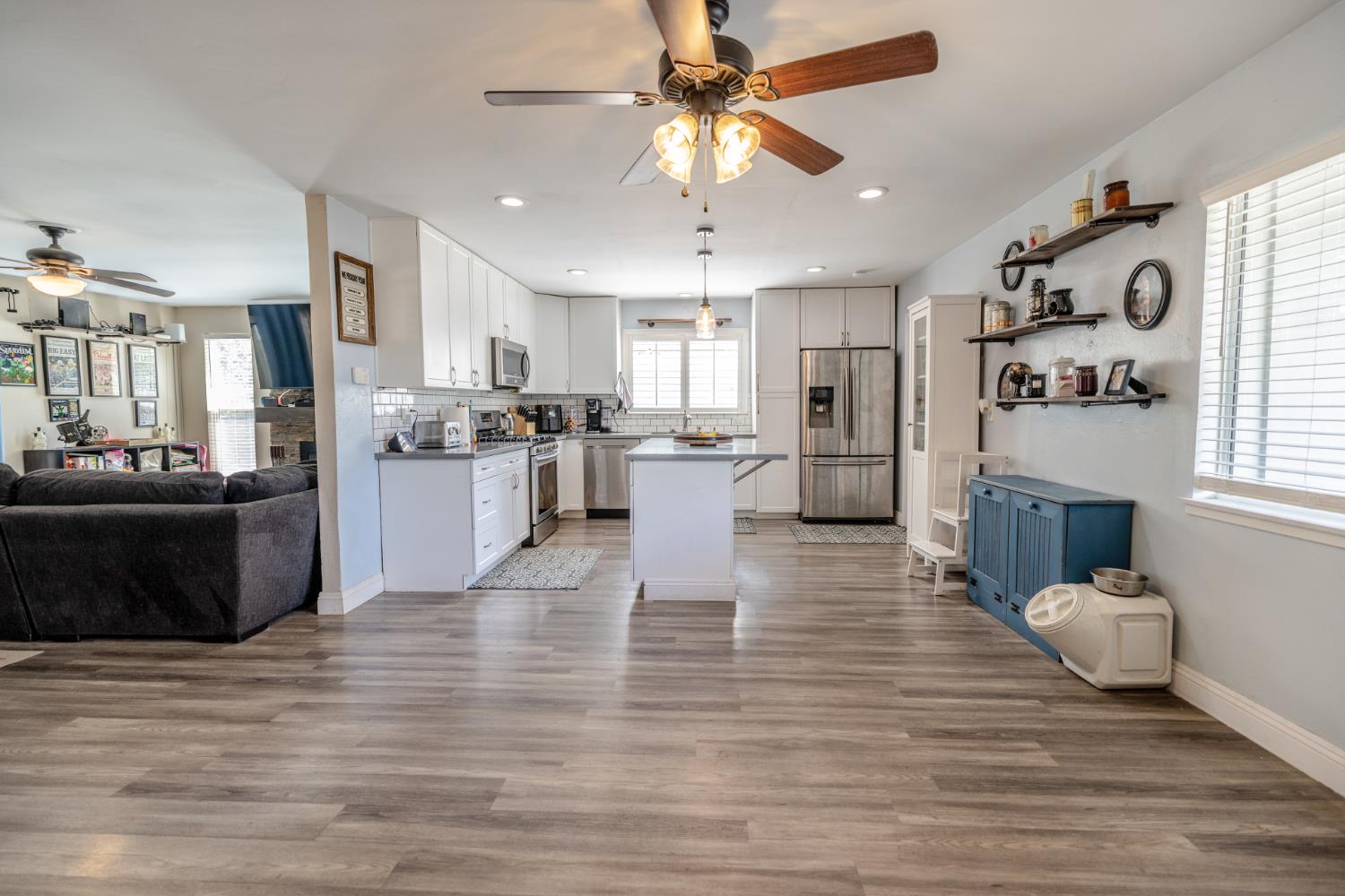 Detail Gallery Image 16 of 64 For 10468 Neiretto Ct, Rancho Cordova,  CA 95670 - 3 Beds | 2 Baths