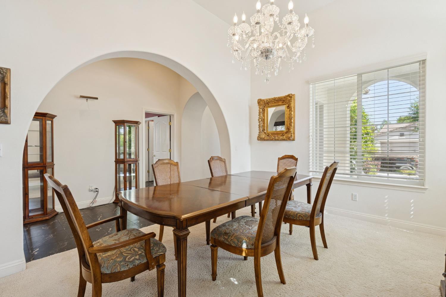 Detail Gallery Image 7 of 41 For 2832 Rockaway Ln, Sacramento,  CA 95835 - 2 Beds | 2 Baths