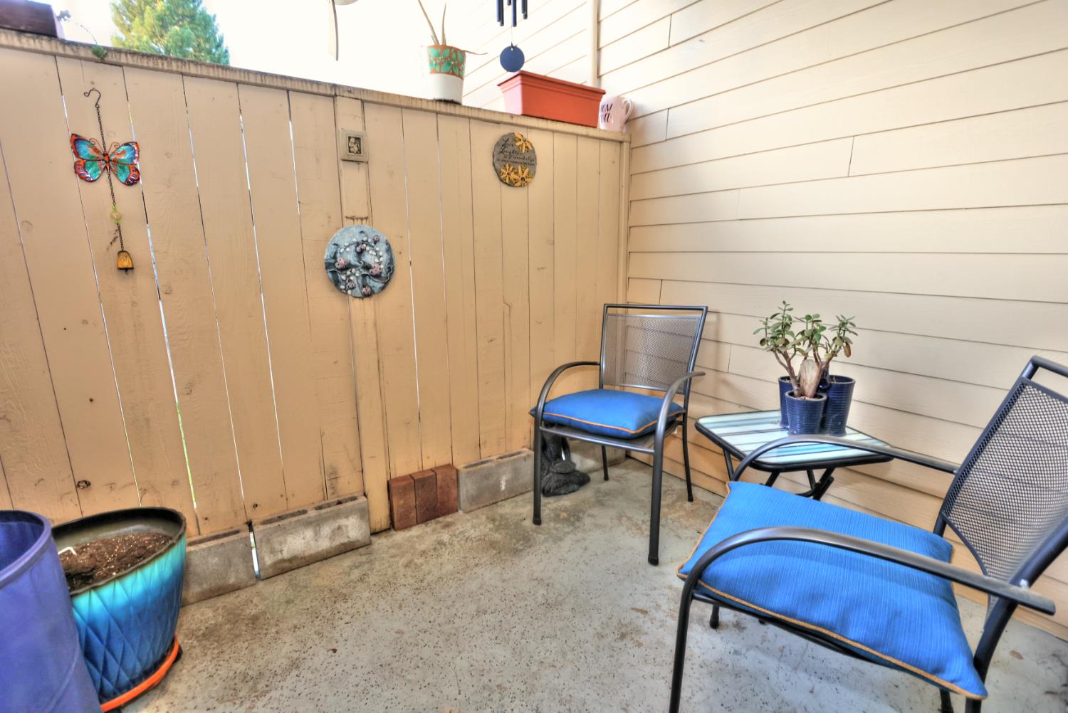 Detail Gallery Image 32 of 36 For 7437 Auburn Oaks Ct #E,  Citrus Heights,  CA 95621 - 2 Beds | 1 Baths