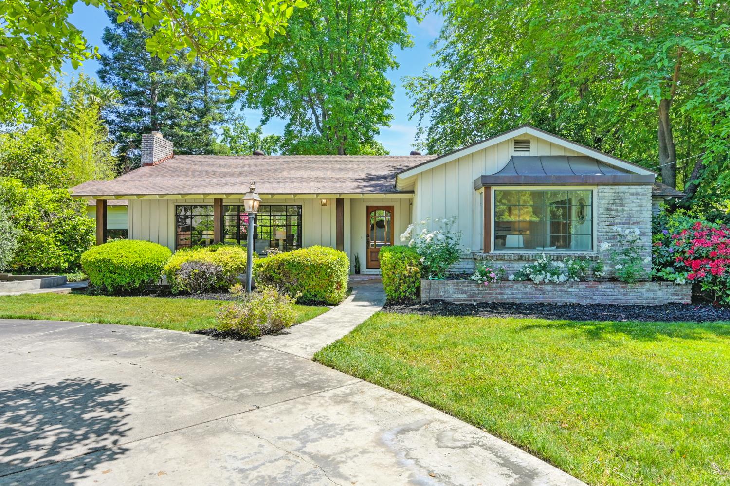 Detail Gallery Image 7 of 64 For 5428 Fair Oaks Blvd, Carmichael,  CA 95608 - 4 Beds | 2 Baths