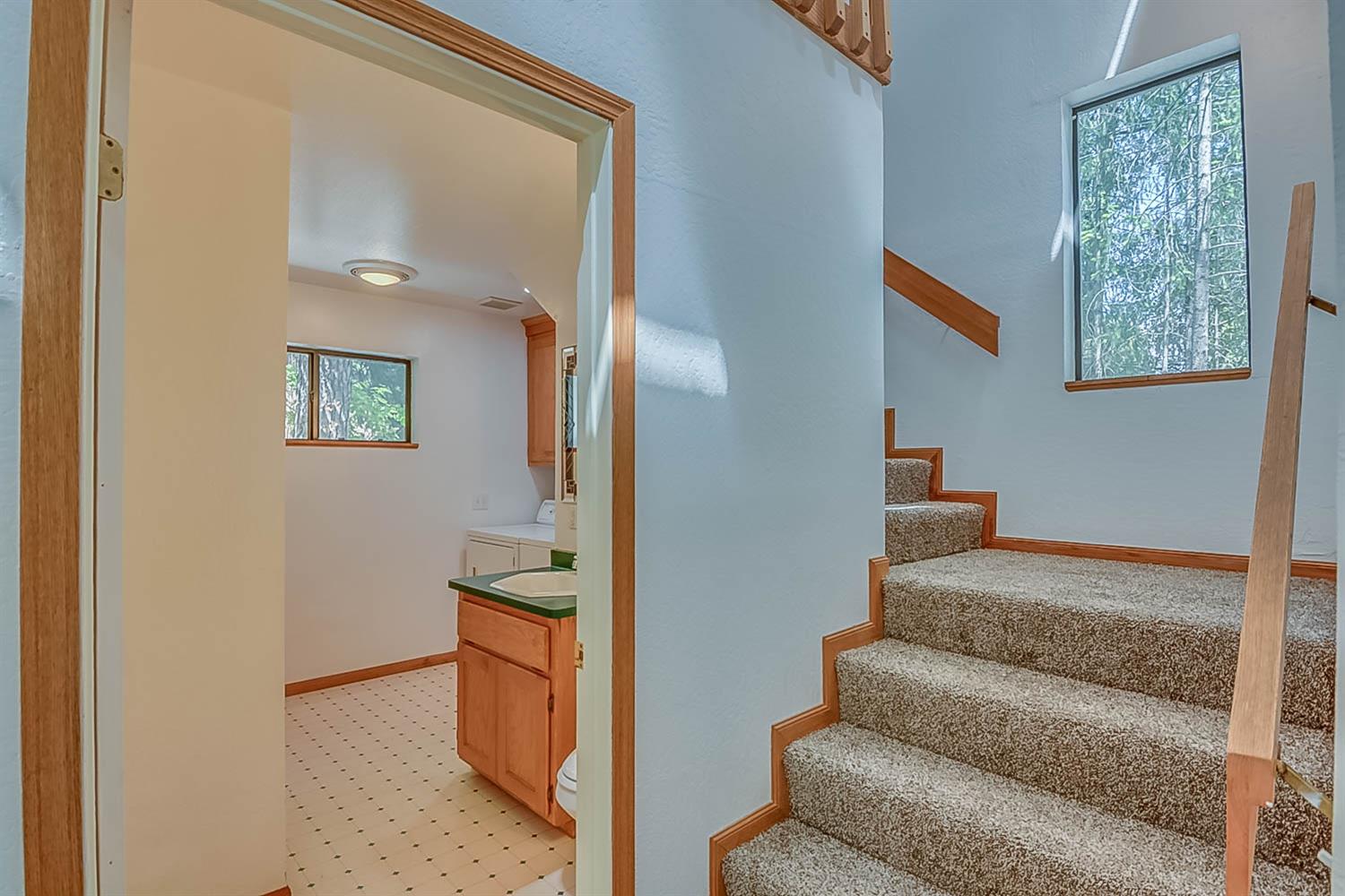 Detail Gallery Image 12 of 45 For 16815 Alpine Dr, Pioneer,  CA 95666 - 2 Beds | 2 Baths
