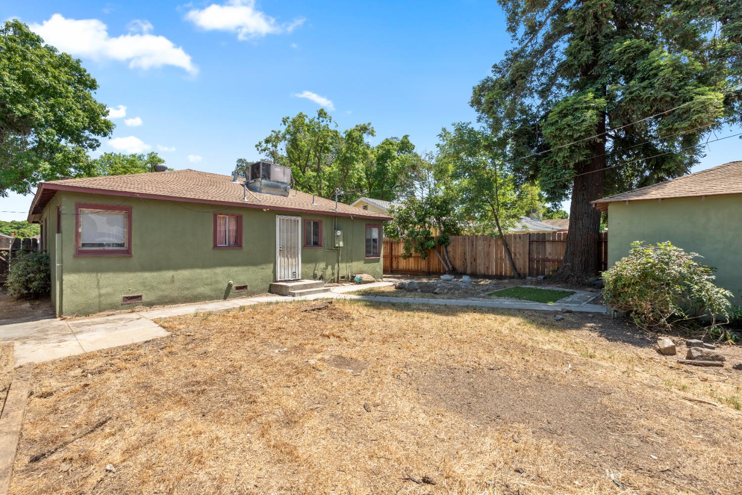 Detail Gallery Image 14 of 18 For 541 Hunter Ave, Modesto,  CA 95350 - 2 Beds | 1 Baths