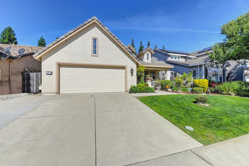 Detail Gallery Image 2 of 41 For 2874 Gray Fox Way, Lincoln,  CA 95648 - 3 Beds | 2 Baths