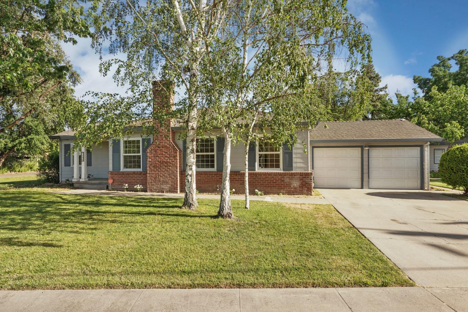 Detail Gallery Image 7 of 47 For 1308 Rivara Rd, Stockton,  CA 95207 - 4 Beds | 2 Baths