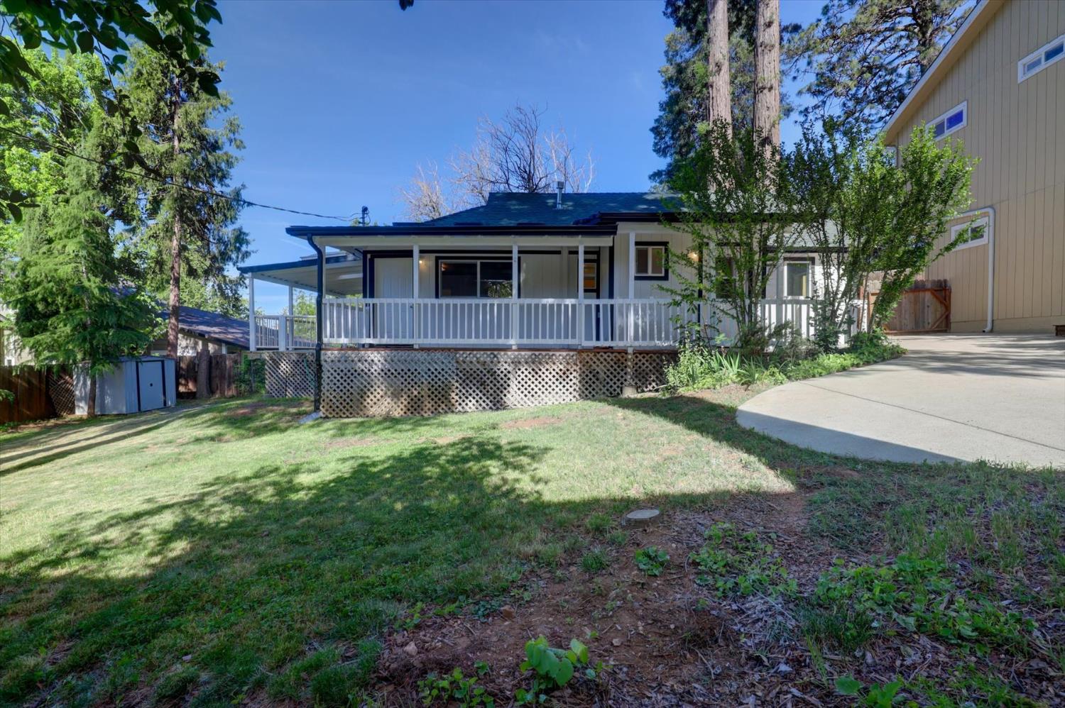 Detail Gallery Image 2 of 62 For 347 E Maryland Dr, Grass Valley,  CA 95945 - 2 Beds | 2 Baths