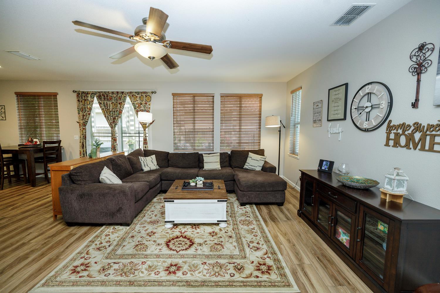 Detail Gallery Image 24 of 67 For 4157 Enclave Dr, Turlock,  CA 95382 - 4 Beds | 3 Baths