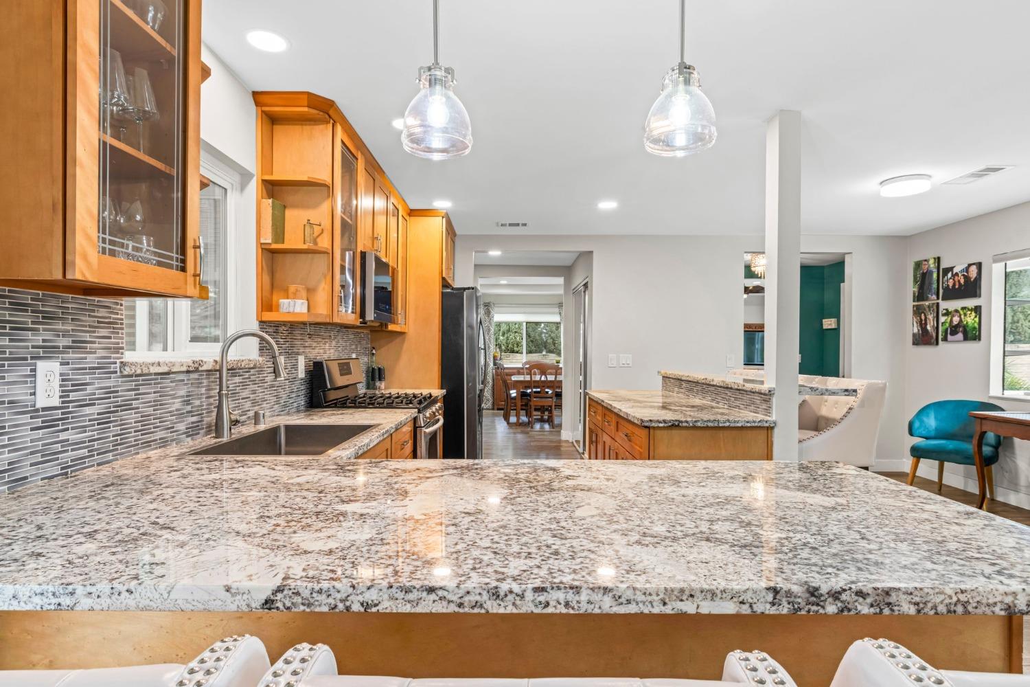 Detail Gallery Image 18 of 45 For 6516 Main Ave, Orangevale,  CA 95662 - 4 Beds | 2 Baths