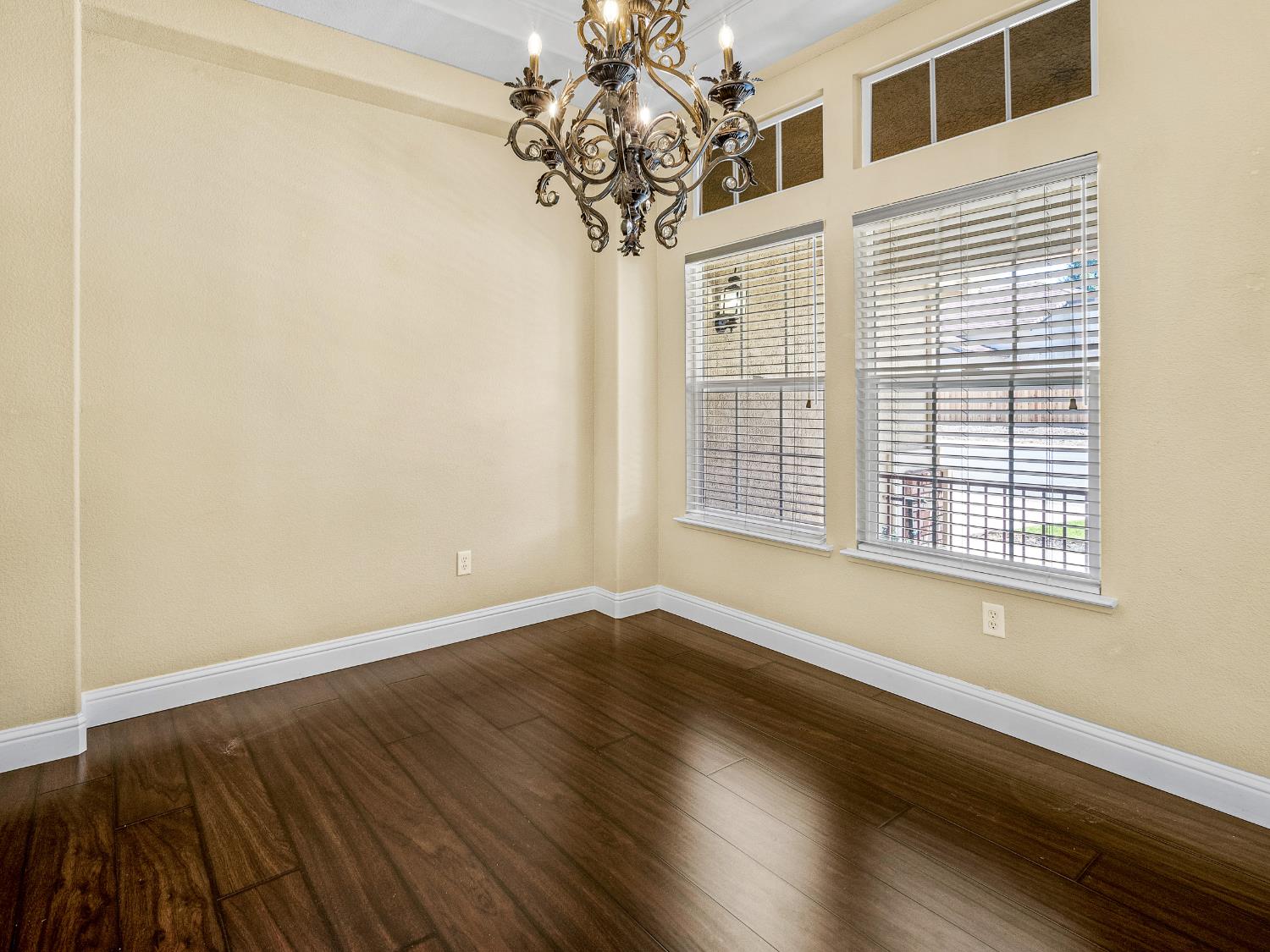 Detail Gallery Image 8 of 61 For 15325 Murieta South Pkwy, Rancho Murieta,  CA 95683 - 3 Beds | 2 Baths