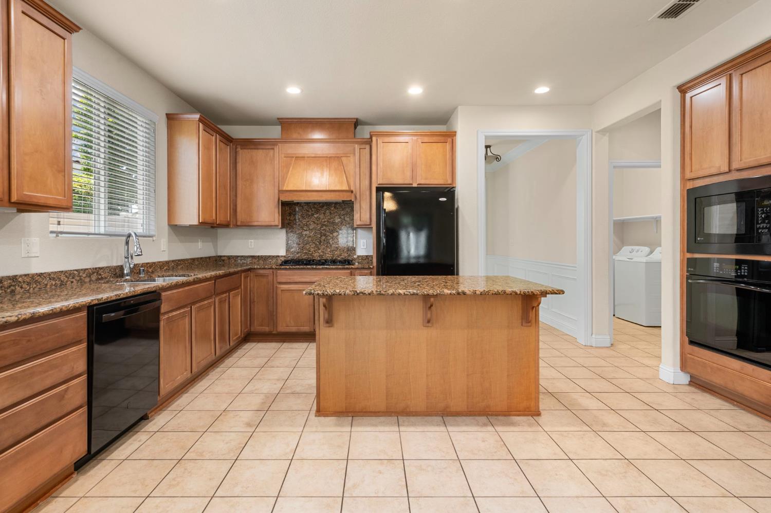 Detail Gallery Image 16 of 59 For 1587 Maple Valley St, Manteca,  CA 95336 - 2 Beds | 2 Baths
