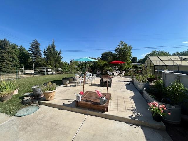 Detail Gallery Image 4 of 20 For 18932 County Road 94b, Woodland,  CA 95695 - 3 Beds | 2 Baths