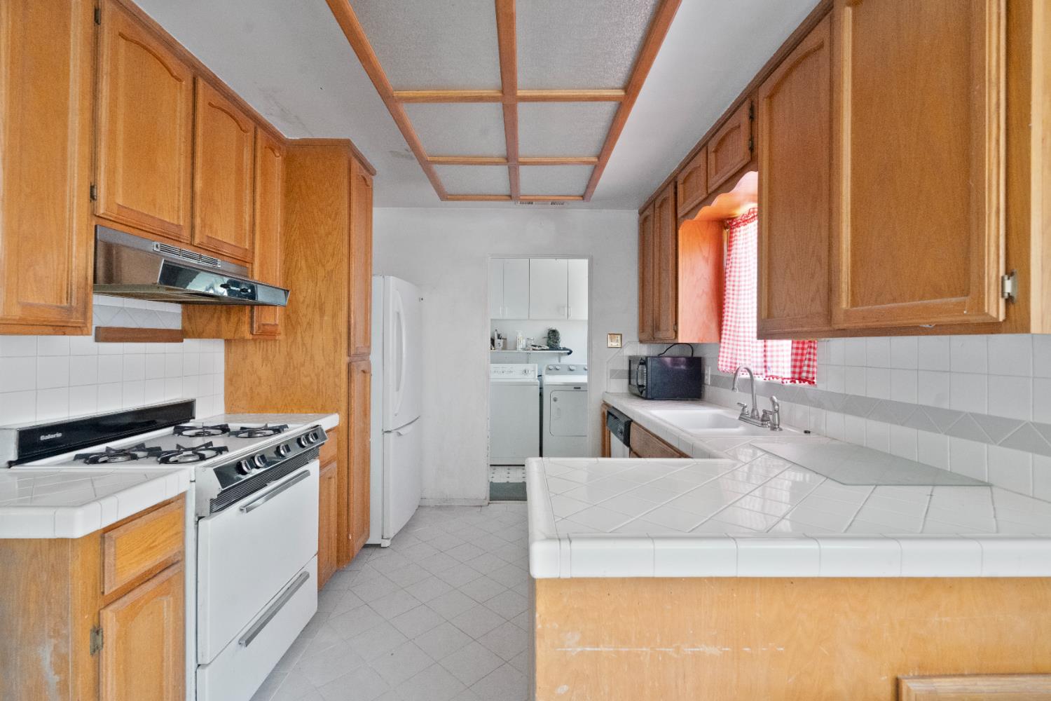 Detail Gallery Image 7 of 18 For 541 Hunter Ave, Modesto,  CA 95350 - 2 Beds | 1 Baths