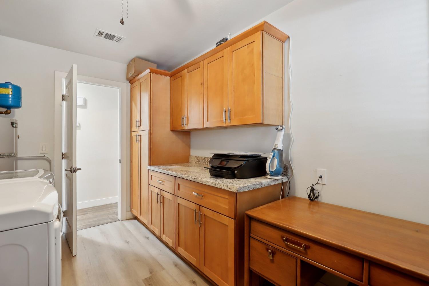 Detail Gallery Image 19 of 45 For 6516 Main Ave, Orangevale,  CA 95662 - 4 Beds | 2 Baths