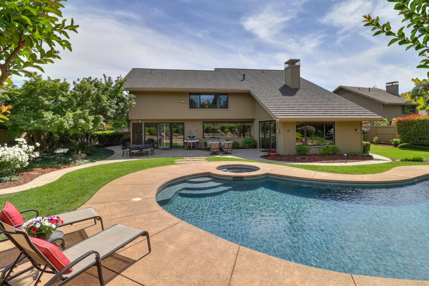 Detail Gallery Image 50 of 62 For 11464 Huntington Village Ln, Gold River,  CA 95670 - 4 Beds | 4/2 Baths